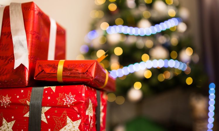christmas-package-delivery